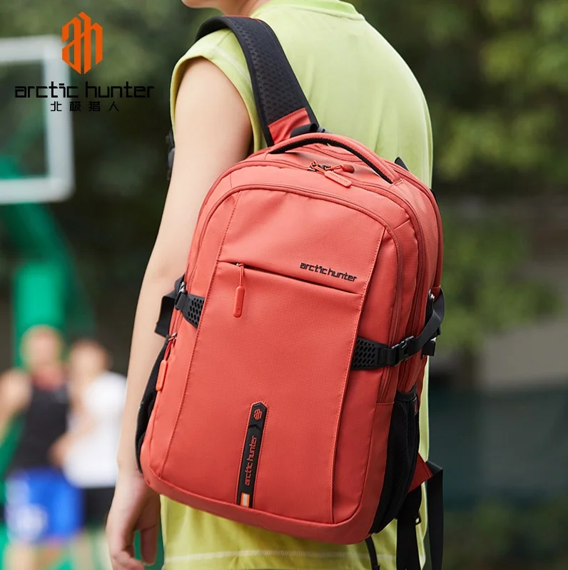 أركتيك هانتر حقيبة ظهر للسفر مقاومة للماء والخدش بسعة  لتر بمنفذ سماعات مدمج للرجال والنساء برتقالي